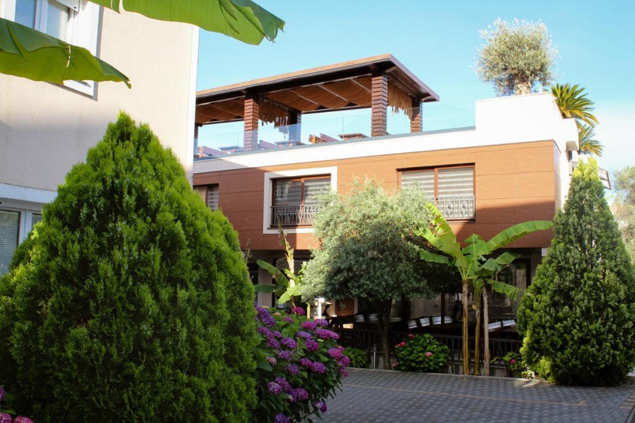 Sun Village Aparthotel 헤르섹 외부 사진