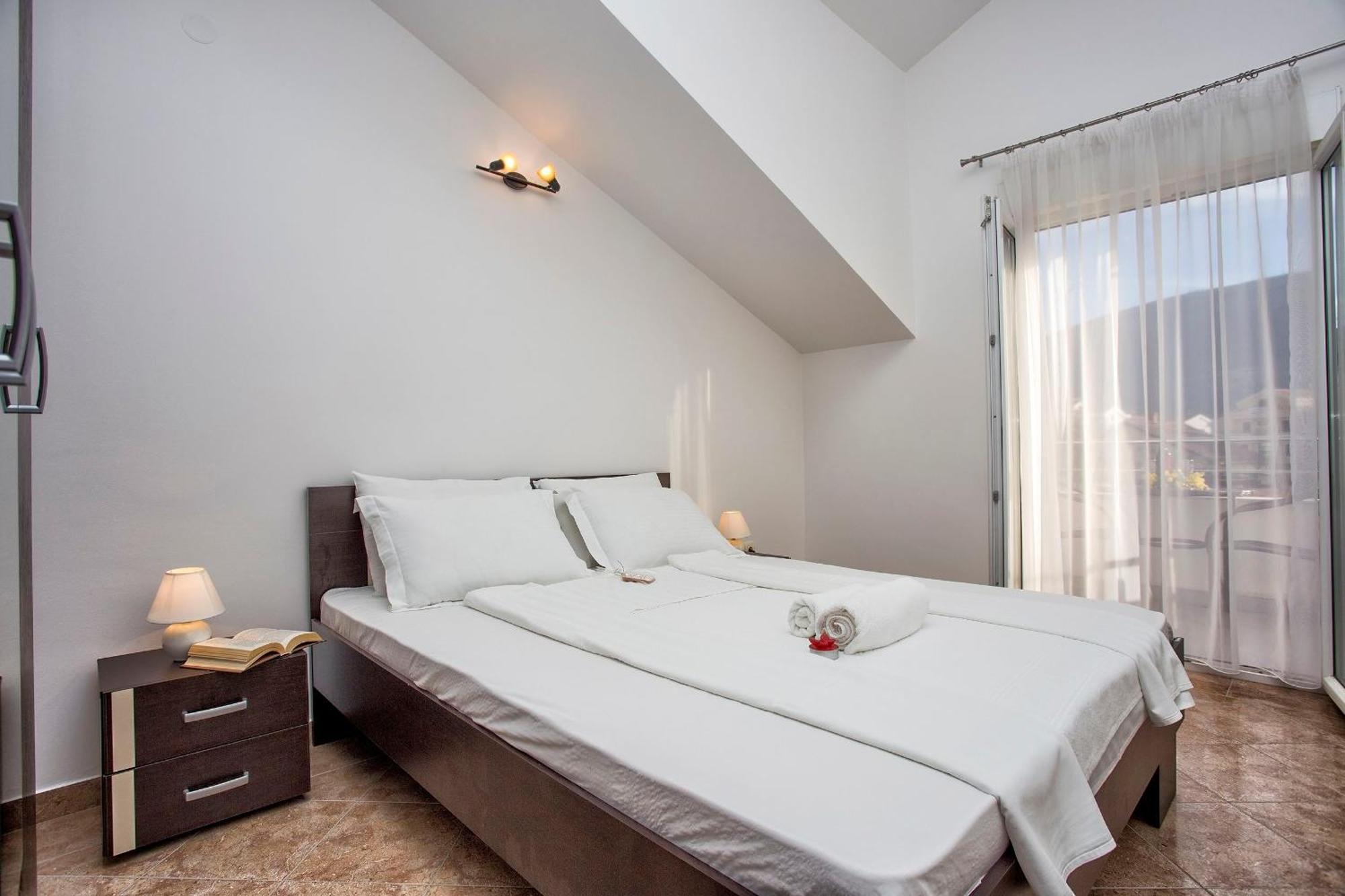 Sun Village Aparthotel 헤르섹 객실 사진